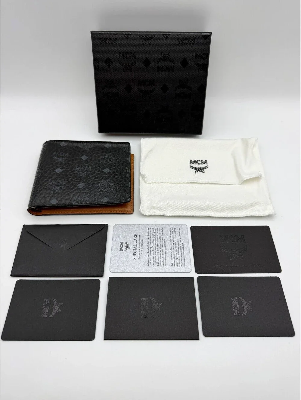 MCM Bifold Black Wallet in Visetos Original Cardholder